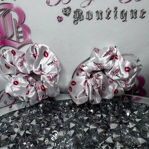 Kisses scrunchies hair White Satin Scrunchies with Lips kiss